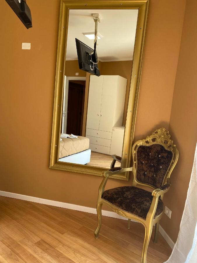 Villa Castello Only Room Limone sul Garda Exterior photo