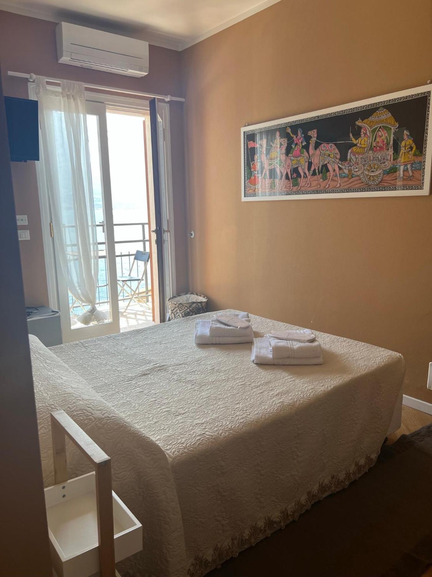 Villa Castello Only Room Limone sul Garda Exterior photo